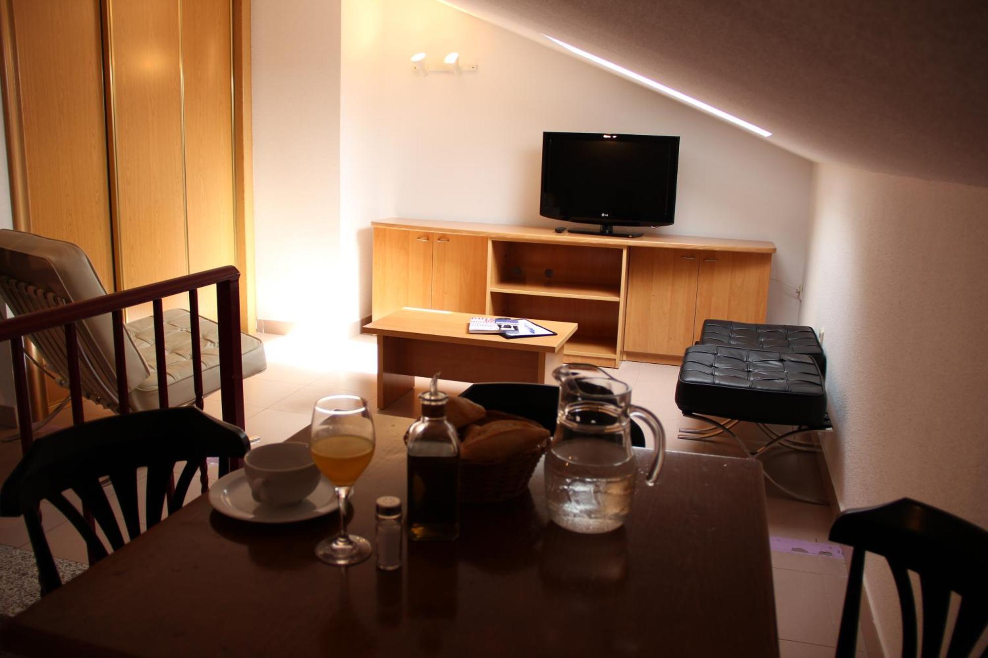 La Ermita Hotel Brunete Room photo